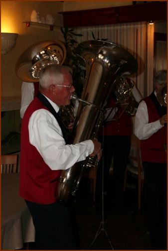 935 Willy & Gerard 283 Fanfare